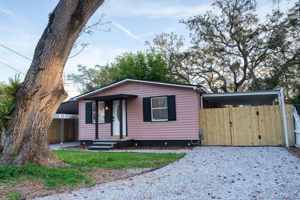 House Near Tampa Zoo And Busch Gardens, Free High Speed Wifi Villa Bagian luar foto