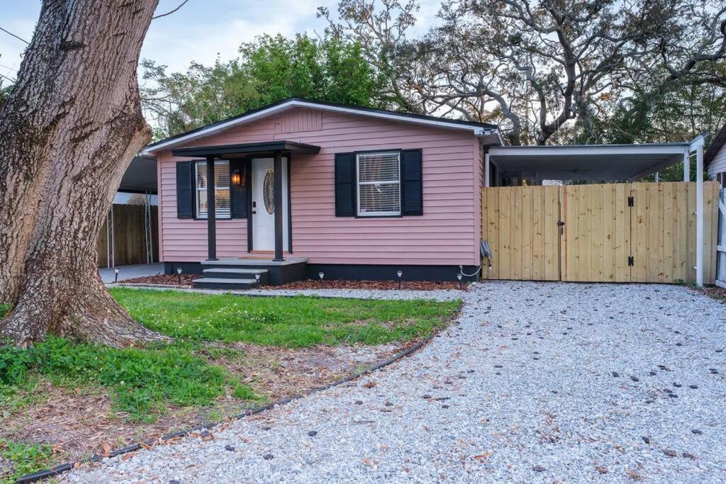 House Near Tampa Zoo And Busch Gardens, Free High Speed Wifi Villa Bagian luar foto