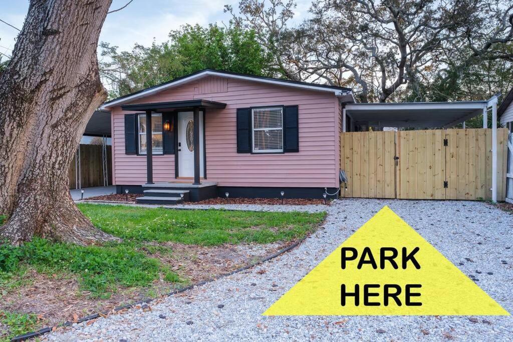 House Near Tampa Zoo And Busch Gardens, Free High Speed Wifi Villa Bagian luar foto